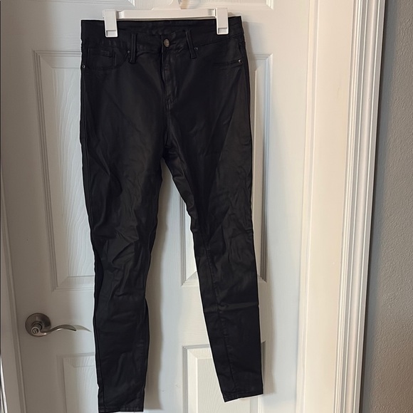 Black Skinny Jeans - Picture 1 of 3